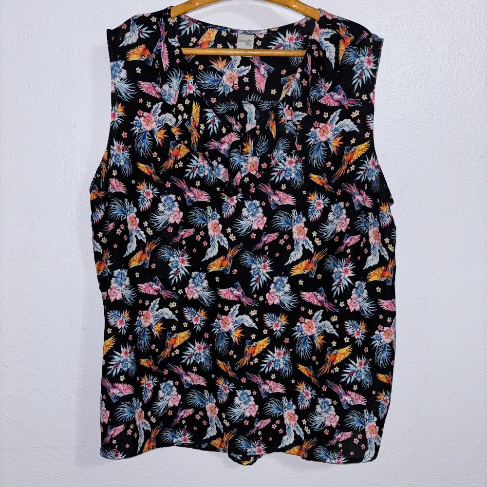 Terra & Sky Women’s 3X Tropical Parrot Floral‎ Sleeveless Blouse Plus 24W-26W